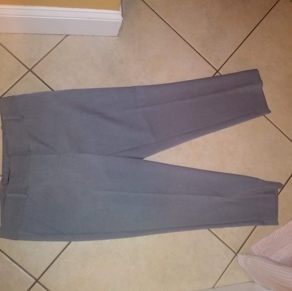 LIMITED NWT GREY DRESS PANTS - Picture 4 of 6